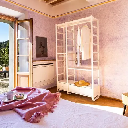Βίλα Torre Angelina 10&2, Emma *