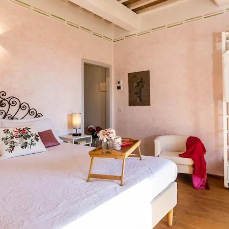 Torre Angelina 10&2, Emma Villa